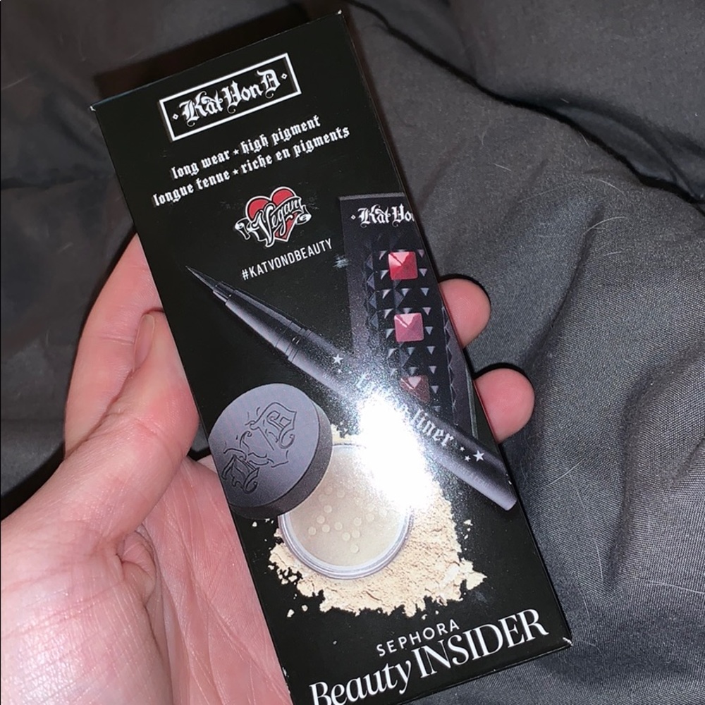 Kat Von D kit —FREE W/ A $40 PURCHASE